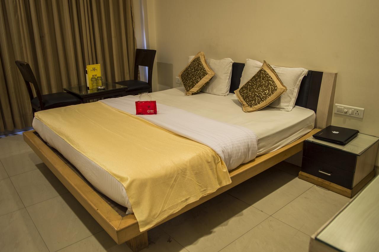 Oyo 751 Hotel Shree Palace Bhopal Esterno foto