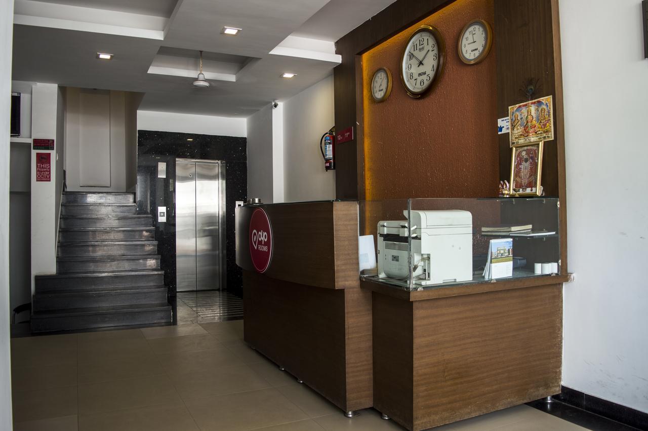 Oyo 751 Hotel Shree Palace Bhopal Esterno foto