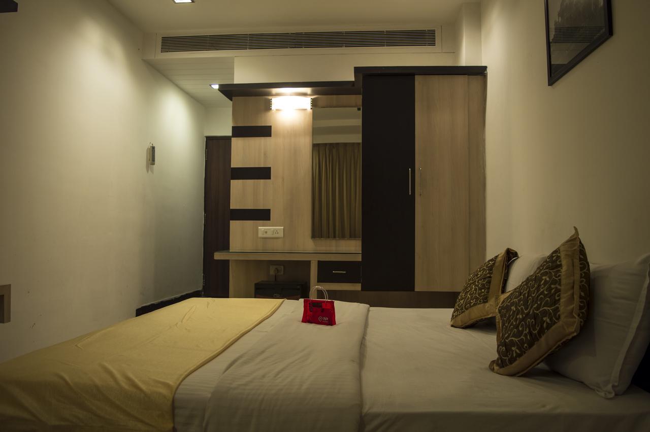 Oyo 751 Hotel Shree Palace Bhopal Esterno foto